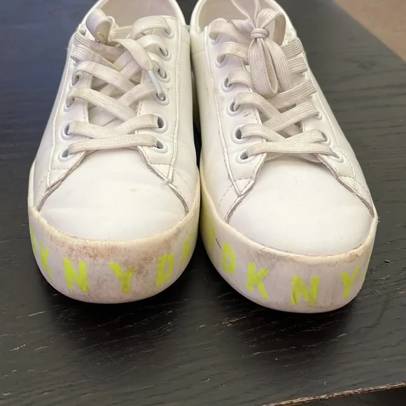 DKNY sneakers - Picture 3 of 11